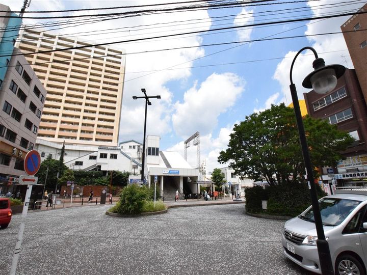 ビッグフィールド303の周辺