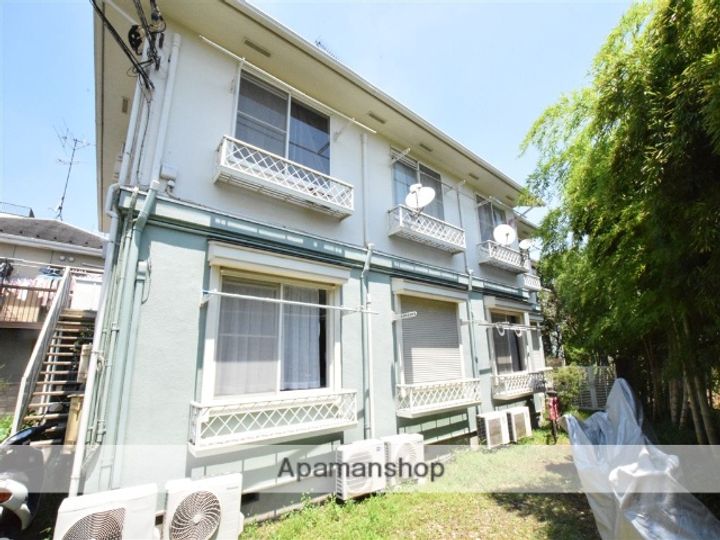 神奈川県相模原市南区南台2丁目の賃貸アパートの外観