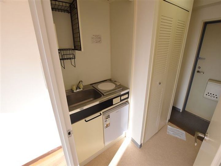 神奈川県相模原市南区相模大野6丁目の賃貸マンションのキッチン