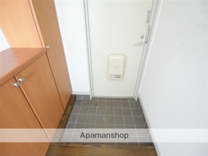 エヌアイハイムの玄関