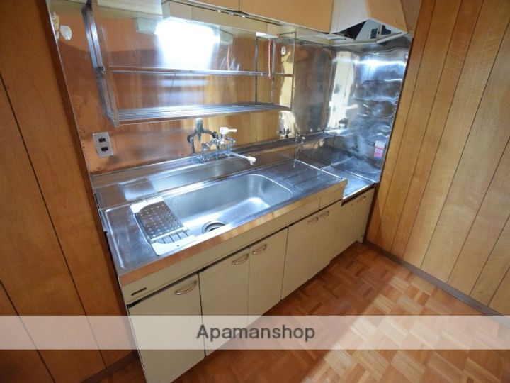 神奈川県相模原市南区鵜野森1丁目の賃貸マンションのキッチン