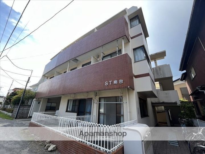 ST南台301の外観