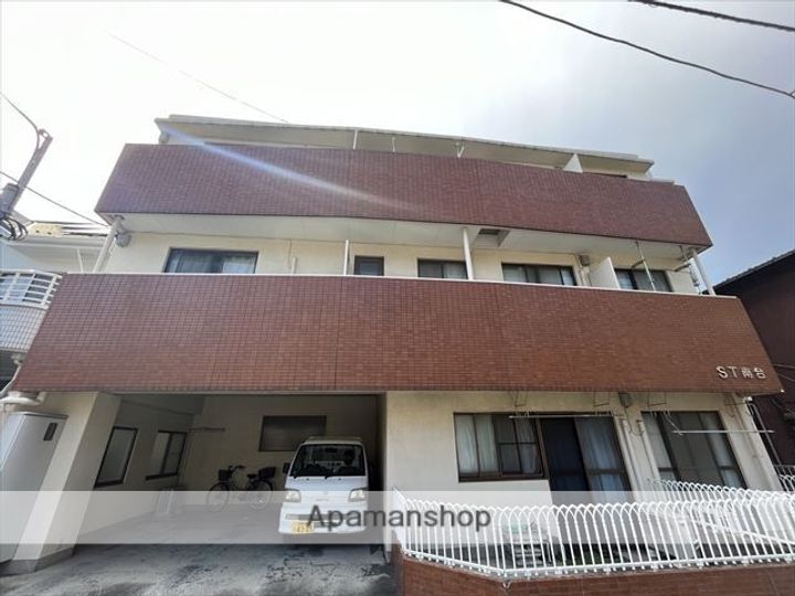 ST南台301の外観