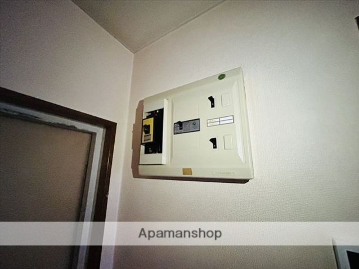 神奈川県相模原市南区鵜野森1丁目の賃貸マンションの内装