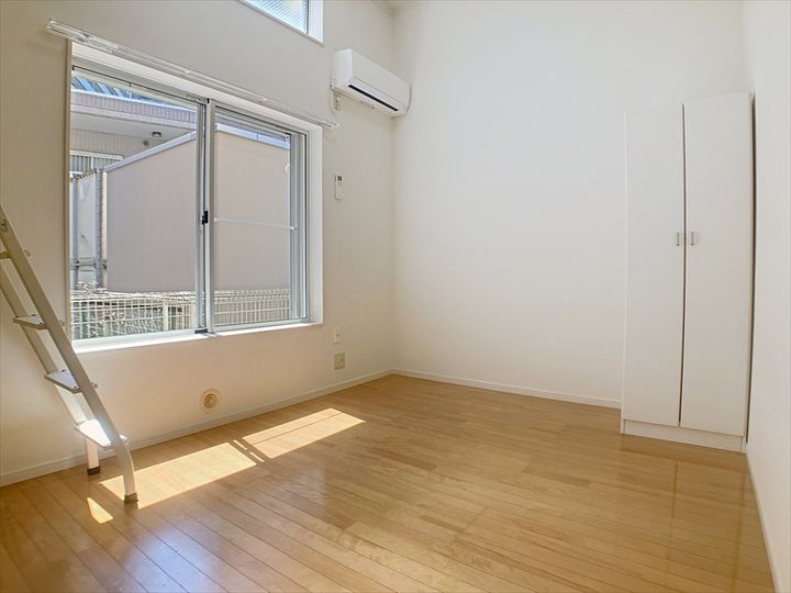 ロッシェル相模大野1-106の居間