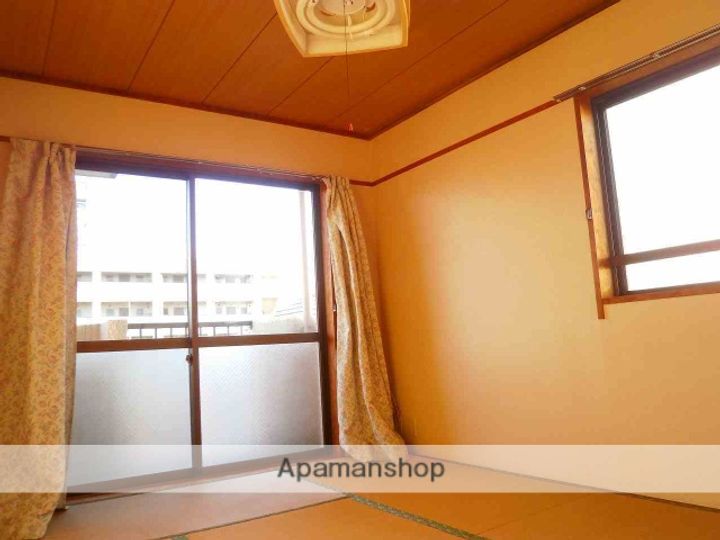 神奈川県相模原市南区相模台4丁目の賃貸マンションの内装