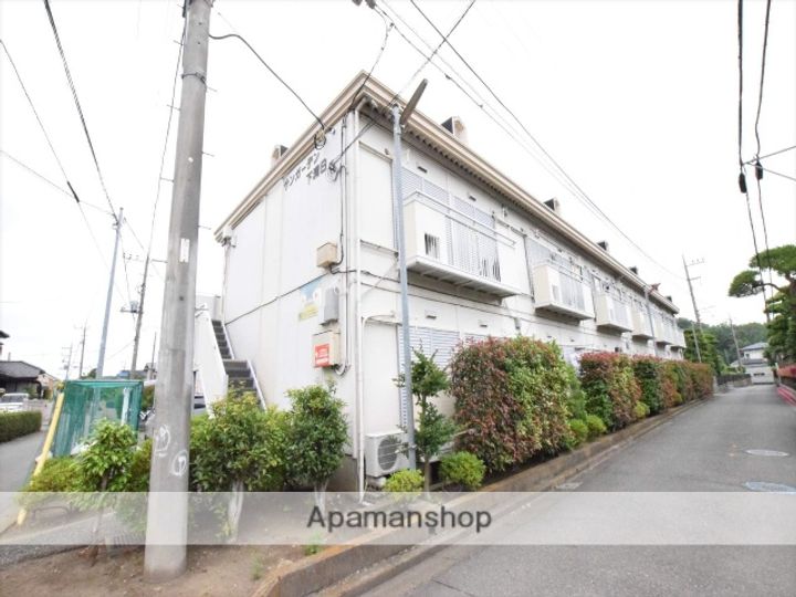 神奈川県相模原市南区下溝の賃貸アパートの外観