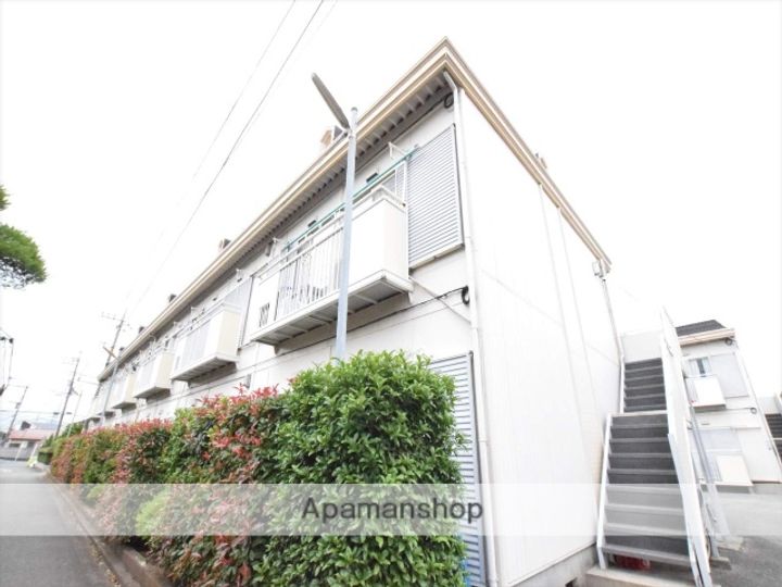 神奈川県相模原市南区下溝の賃貸アパートの外観