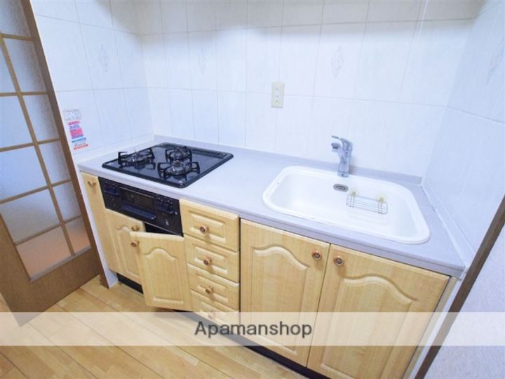 神奈川県相模原市南区古淵2丁目の賃貸マンションのキッチン