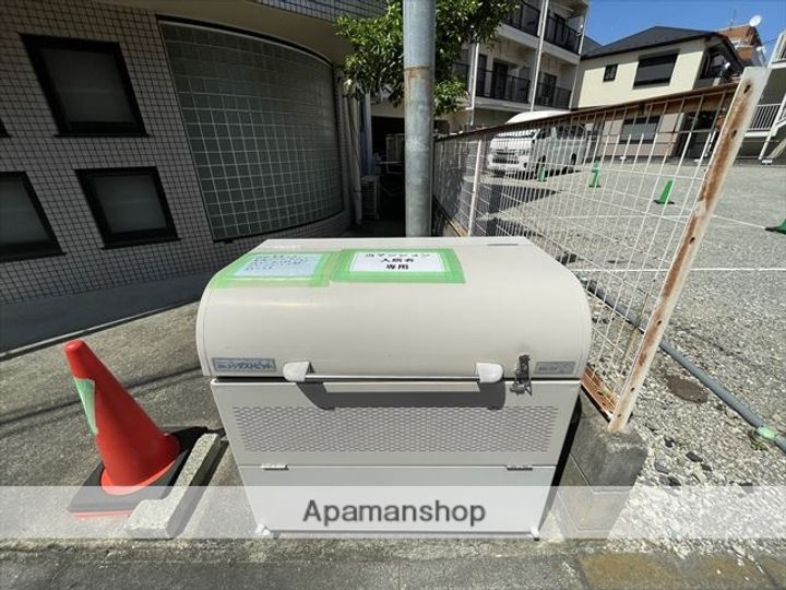 神奈川県相模原市南区東林間5丁目の賃貸マンションの外観