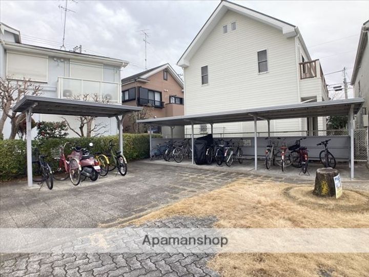 神奈川県大和市西鶴間7丁目の賃貸アパートの外観