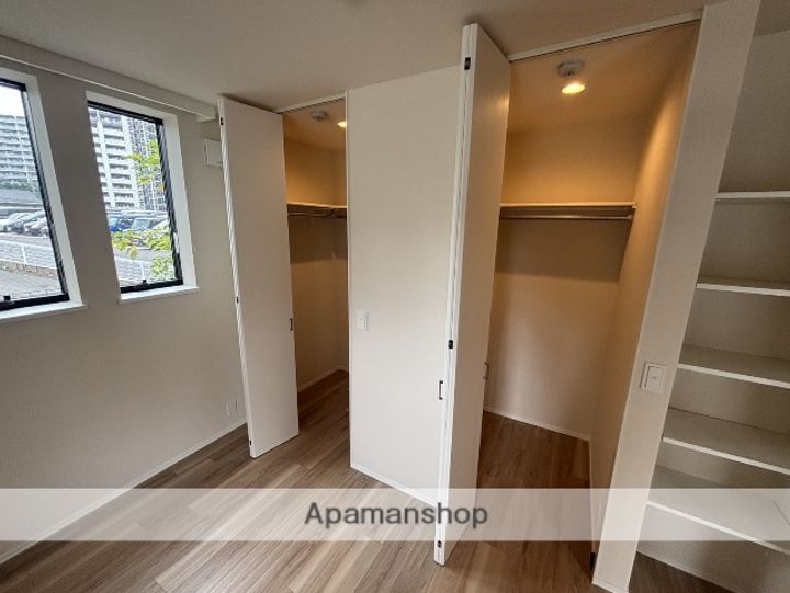 神奈川県相模原市南区上鶴間本町3丁目の賃貸マンションの内装