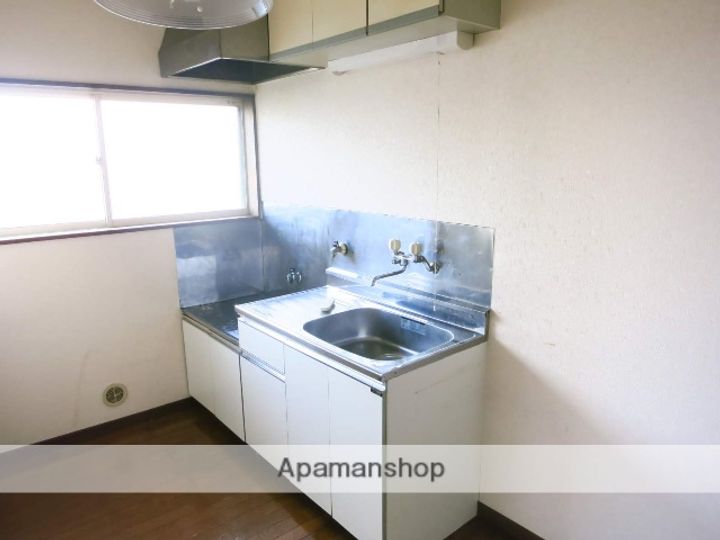 神奈川県相模原市中央区上溝の賃貸アパートのキッチン