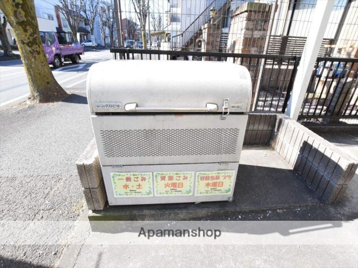 ロッシェル千代田の外観