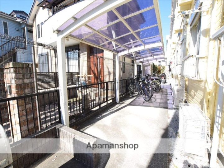 ロッシェル千代田の外観