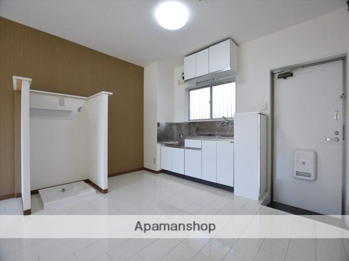 カーサドニル104の内装