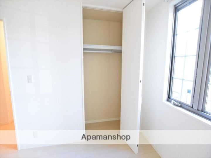 神奈川県相模原市中央区宮下本町1丁目の賃貸アパートの内装