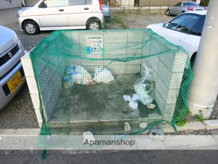 神奈川県相模原市中央区上溝の賃貸アパートの外観