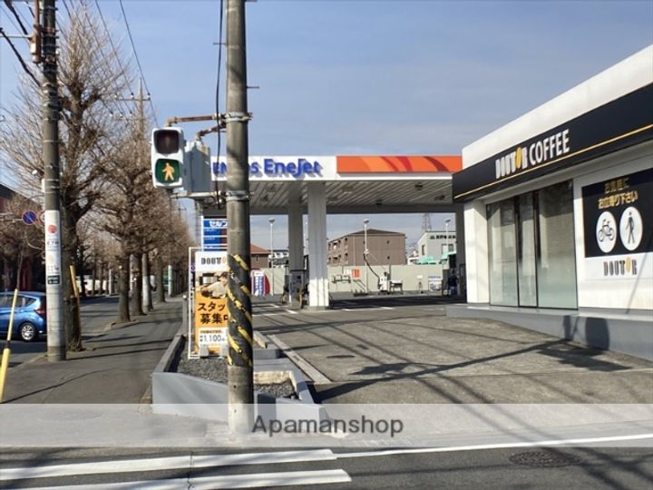 フラットMの周辺