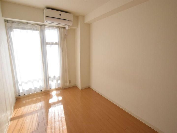 サイトピアの居間