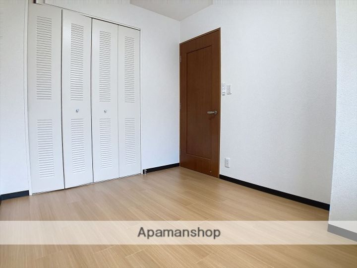 神奈川県相模原市南区上鶴間6丁目の賃貸マンションの内装