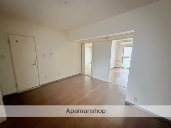 メゾンドブランの内装