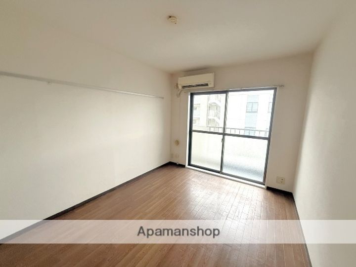 メゾンドブランの内装