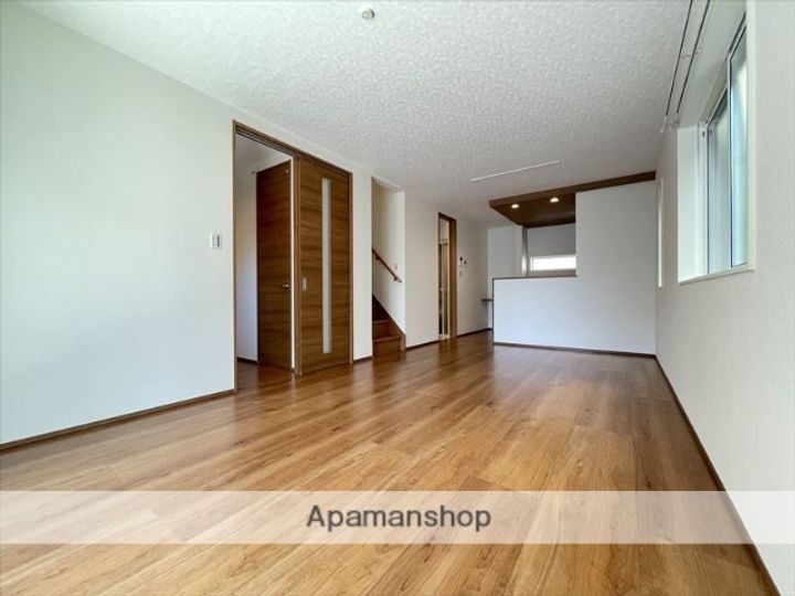 神奈川県大和市中央林間4丁目(一戸建)の賃貸物件戸建ての居間