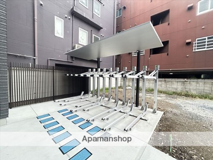 神奈川県相模原市南区上鶴間本町3丁目の賃貸マンションの外観