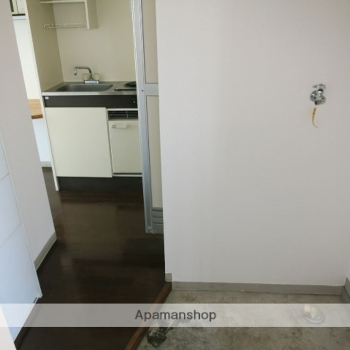 神奈川県相模原市中央区相生2丁目の賃貸マンションの玄関