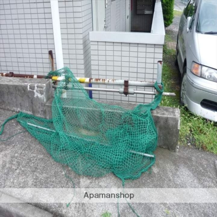 マンションFの外観