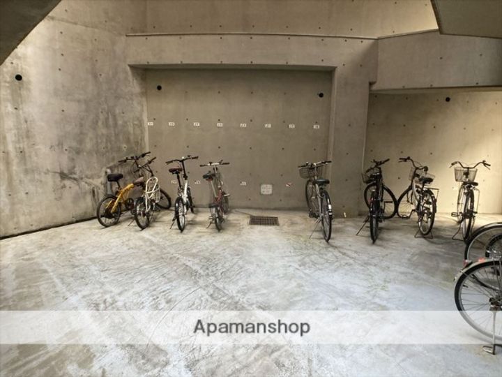 東京都町田市原町田2丁目の賃貸マンションの外観