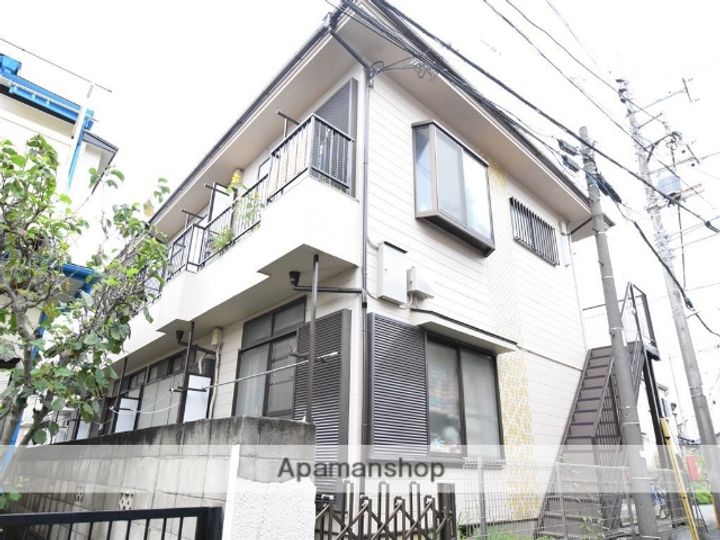 神奈川県相模原市南区東大沼4丁目の賃貸アパートの外観