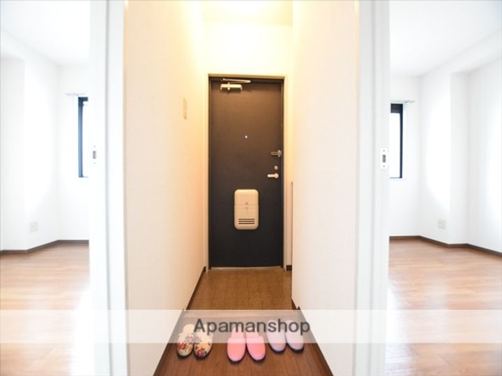 神奈川県相模原市南区上鶴間本町4丁目の賃貸マンションの玄関