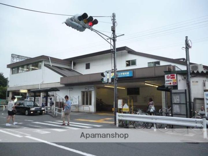 東京都町田市南大谷5丁目の賃貸アパートの周辺