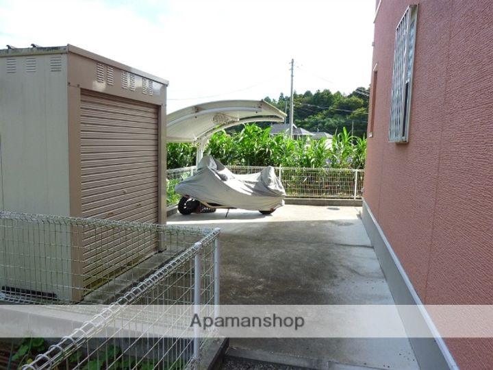 東京都町田市上小山田町の賃貸アパートの外観