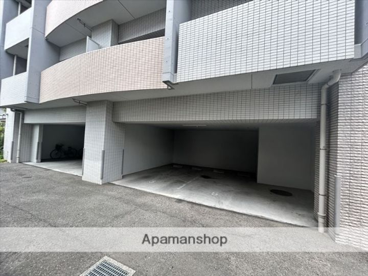 リシェス中屋の外観