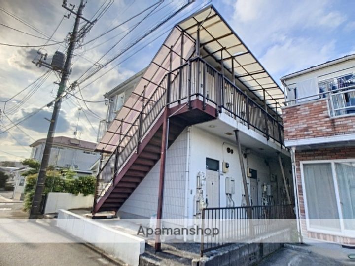 神奈川県相模原市南区上鶴間5丁目の賃貸アパートの外観