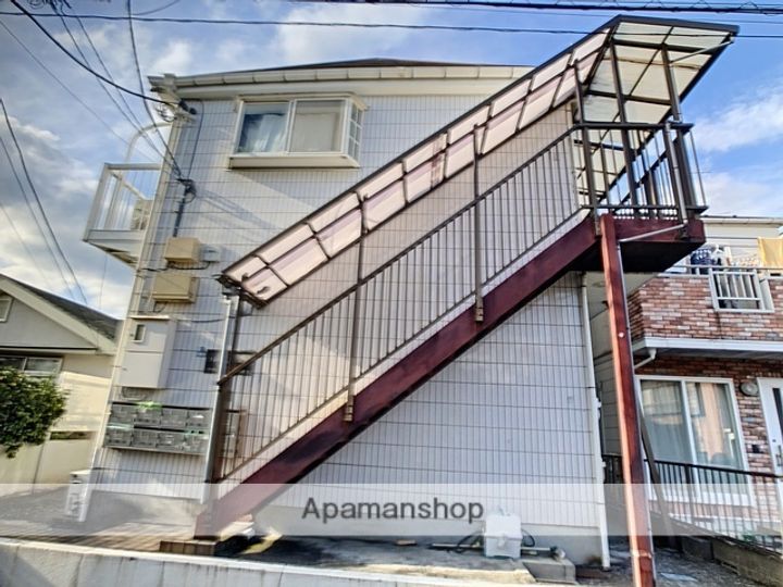 神奈川県相模原市南区上鶴間5丁目の賃貸アパートの外観
