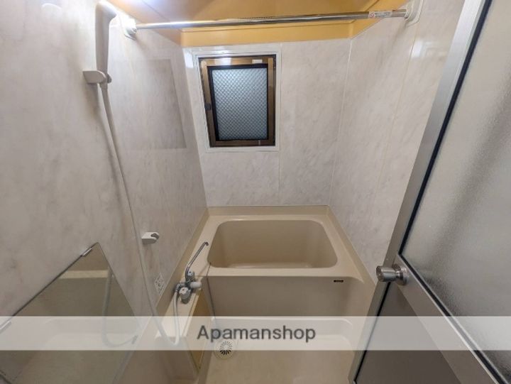 マンションフジ101の風呂