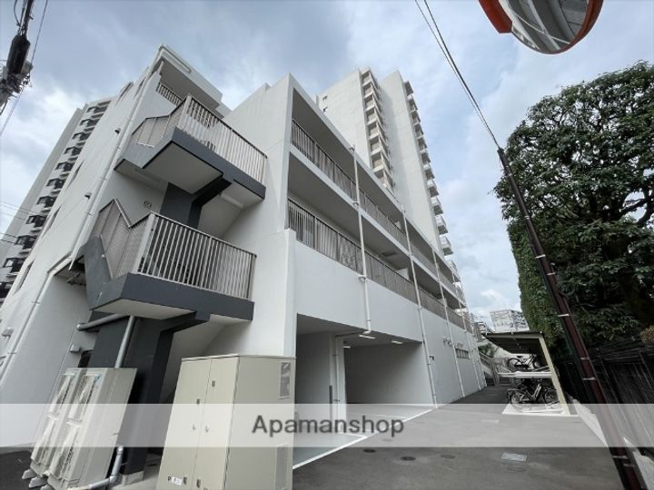 東京都町田市原町田5丁目の賃貸マンションの外観