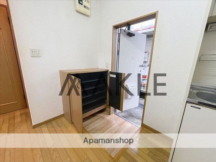 サンハイム上町の玄関