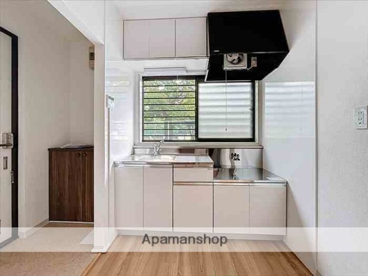 ゼフィール新大津のキッチン