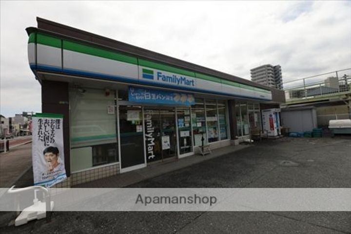 ゼフィール新大津の周辺