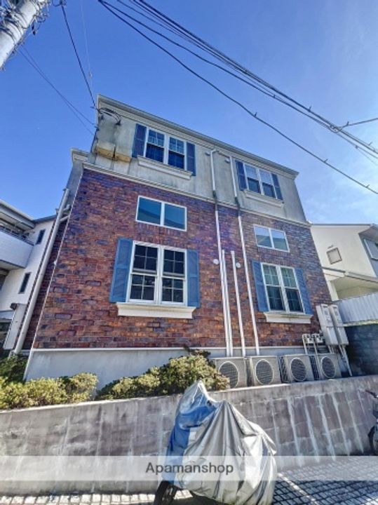 プリマ十六番館の外観