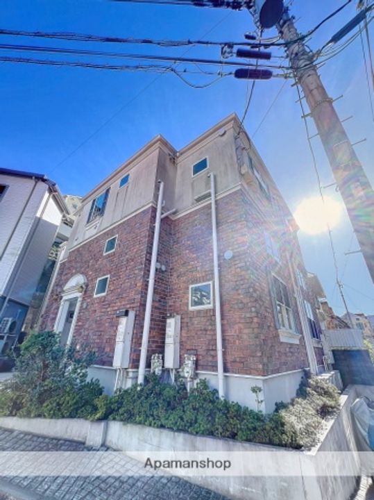 プリマ十六番館の外観