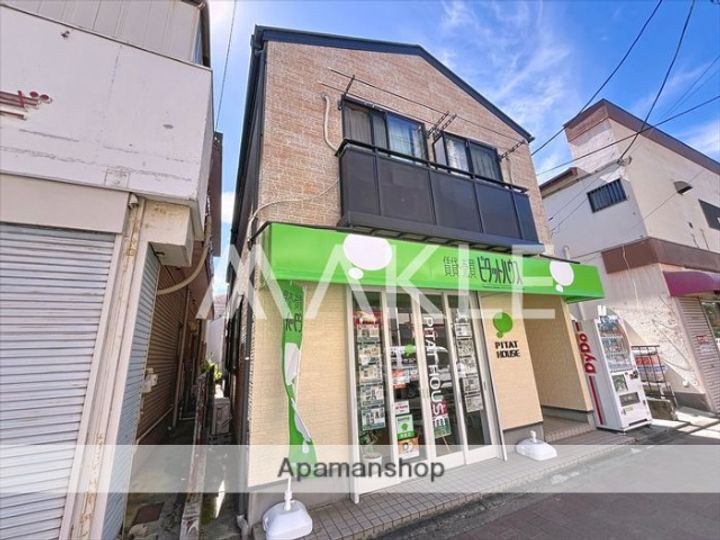 ヴィラージュ根岸の外観