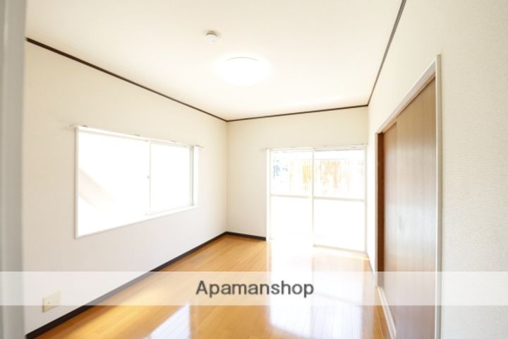 川名ハイツC棟の居間