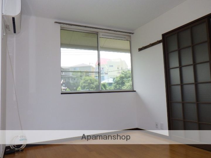 オーキッド中里201の内装