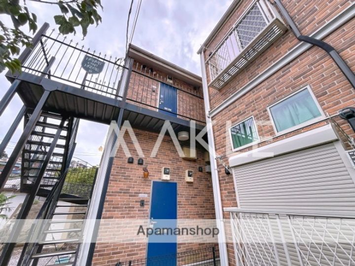 ハーミットクラブハウス追浜ヒルズの外観